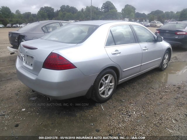 1HGCM56336A014513 - 2006 HONDA ACCORD SE SILVER photo 4