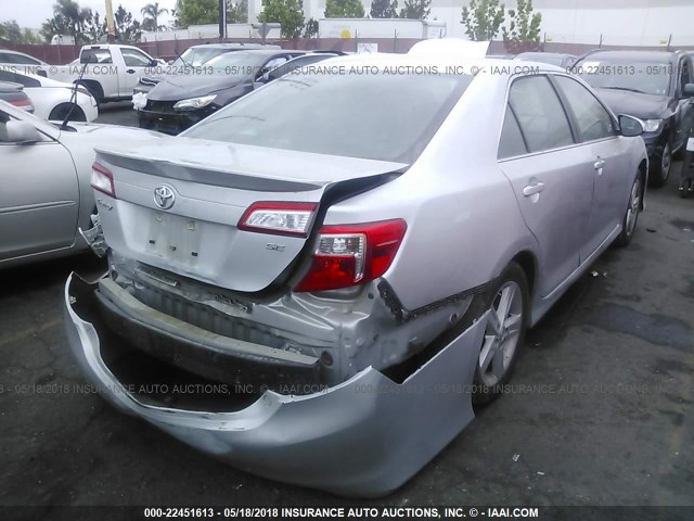 4T1BF1FK1EU344700 - 2014 TOYOTA CAMRY L/SE/LE/XLE SILVER photo 4