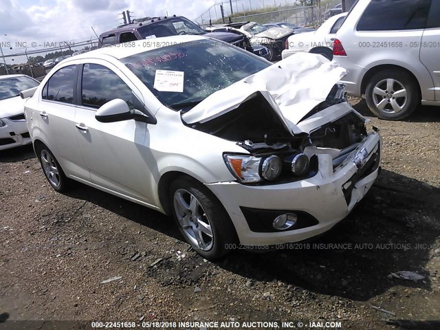 1G1JE5SB0F4145650 - 2015 CHEVROLET SONIC LTZ WHITE photo 1