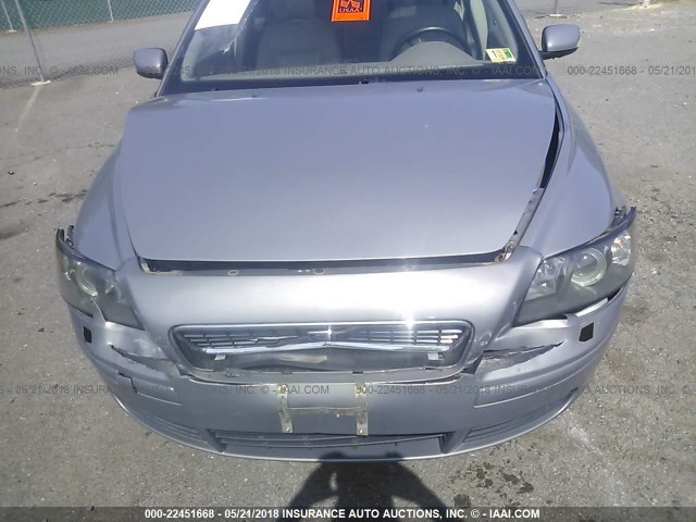 YV1MS382652076282 - 2005 VOLVO S40 2.4I GRAY photo 6