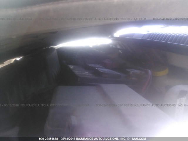 1B3ES46C22D607586 - 2002 DODGE NEON SE WHITE photo 10