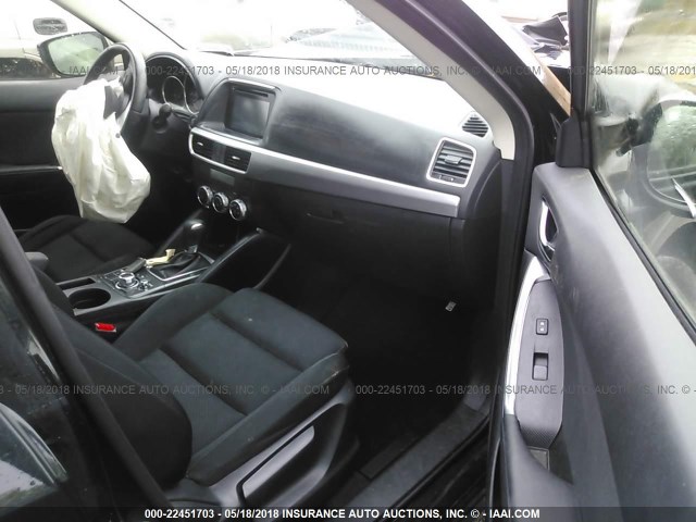 JM3KE4CY4G0701435 - 2016 MAZDA CX-5 TOURING Черный фото 5