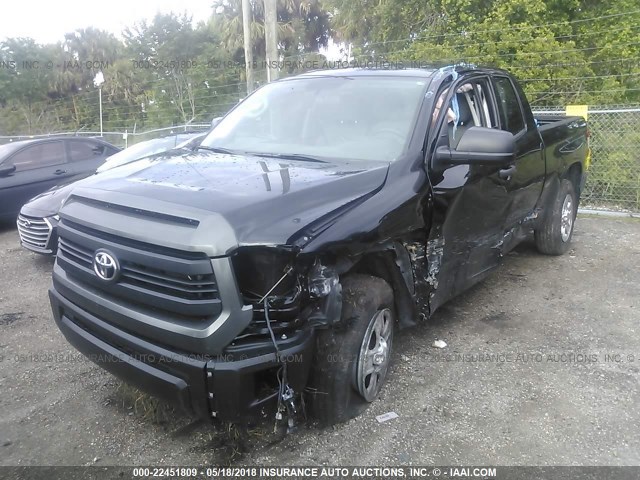 5TFRM5F19HX116521 - 2017 TOYOTA TUNDRA DOUBLE CAB SR/SR5 BLACK photo 6