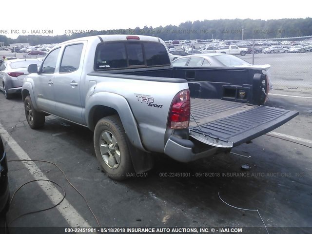 3TMJU62N56M024711 - 2006 TOYOTA TACOMA DOUBLE CAB PRERUNNER SILVER photo 3