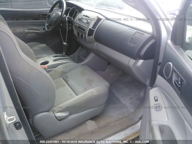 3TMJU62N56M024711 - 2006 TOYOTA TACOMA DOUBLE CAB PRERUNNER SILVER photo 5