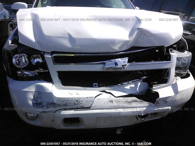 1GNSKBE06DR364827 - 2013 CHEVROLET TAHOE K1500 LT WHITE photo 6