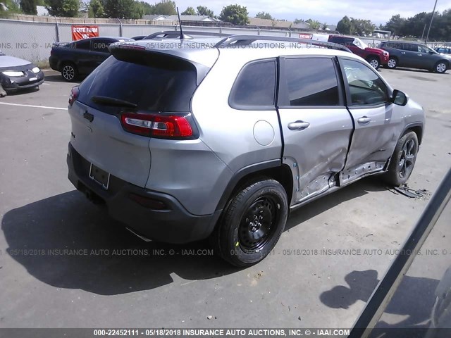 1C4PJMCS5GW178901 - 2016 JEEP CHEROKEE LATITUDE SILVER photo 4