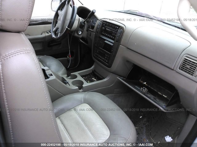 1FMZU64WX3ZB18405 - 2003 FORD EXPLORER EDDIE BAUER WHITE photo 5