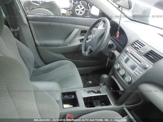 4T4BE46K29R117791 - 2009 TOYOTA CAMRY SE/LE/XLE BLACK photo 5