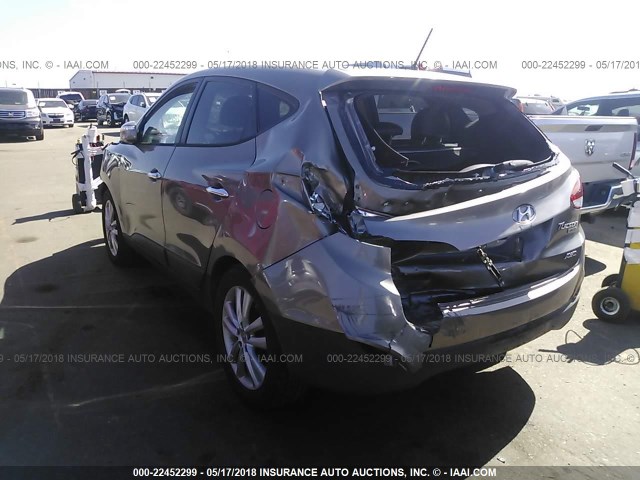 KM8JUCAC4CU539717 - 2012 HYUNDAI TUCSON GLS/LIMITED SILVER photo 3