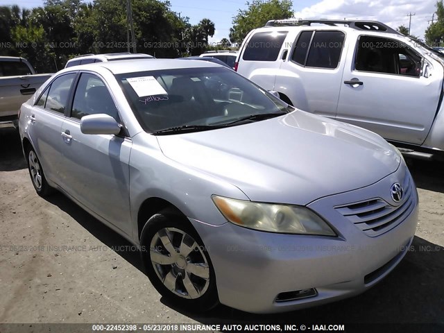 4T1BE46K97U673376 - 2007 TOYOTA CAMRY NEW GENERAT CE/LE/XLE/SE SILVER photo 1