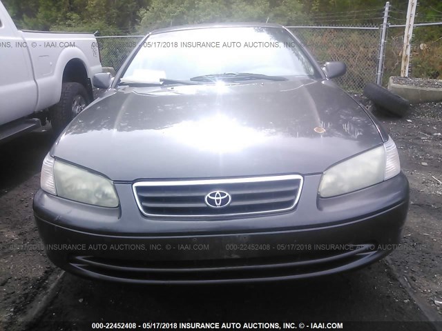 4T1BG22K51U782784 - 2001 TOYOTA CAMRY CE/LE/XLE GRAY photo 6