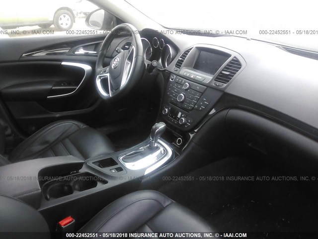 2G4GV5GV4D9248130 - 2013 BUICK REGAL GS BLACK photo 5