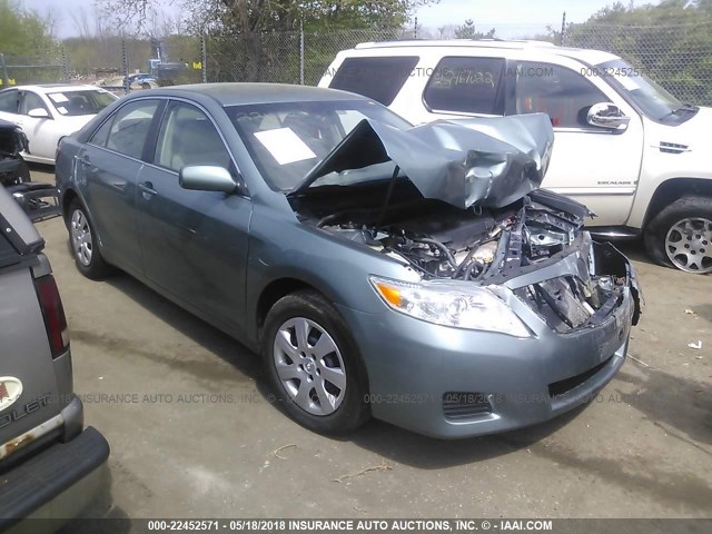 4T1BF3EKXBU749012 - 2011 TOYOTA CAMRY SE/LE/XLE TEAL photo 1