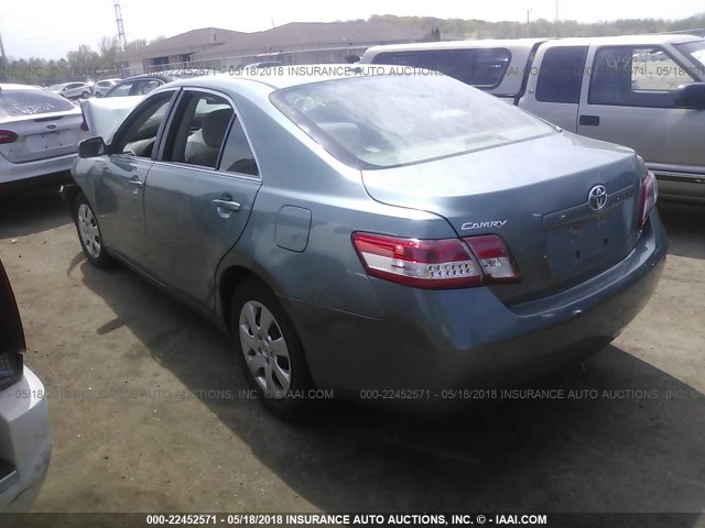 4T1BF3EKXBU749012 - 2011 TOYOTA CAMRY SE/LE/XLE TEAL photo 3