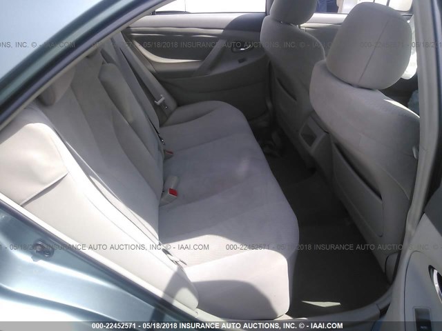 4T1BF3EKXBU749012 - 2011 TOYOTA CAMRY SE/LE/XLE TEAL photo 8