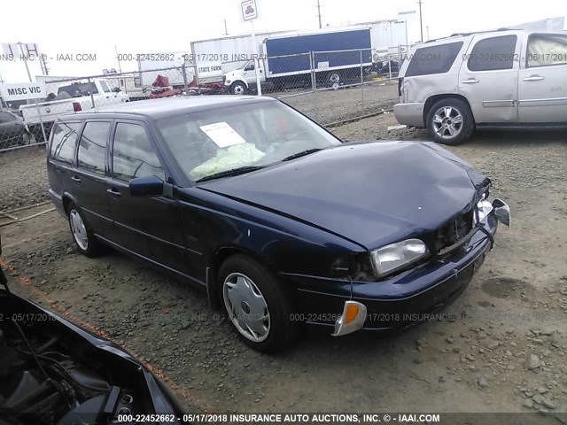 YV1LW5578W2478561 - 1998 VOLVO V70 Dark Blue photo 1