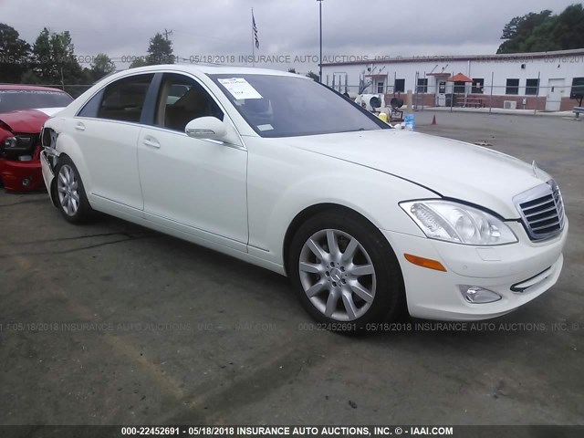 WDDNG86X17A140430 - 2007 MERCEDES-BENZ S 550 4MATIC WHITE photo 1