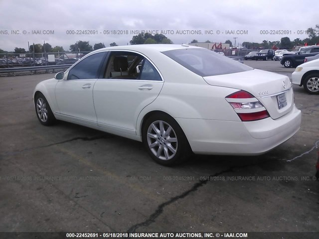 WDDNG86X17A140430 - 2007 MERCEDES-BENZ S 550 4MATIC WHITE photo 3