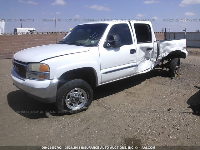 1GTGK13U82F100358 - 2002 GMC SIERRA K1500 HEAVY DUTY WHITE photo 2