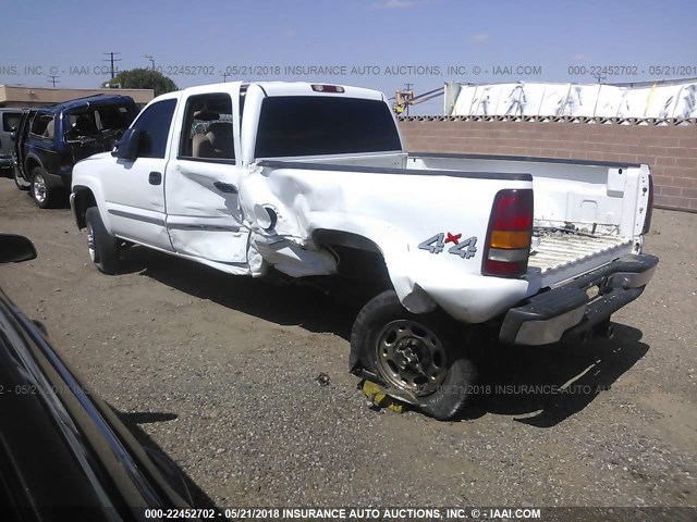 1GTGK13U82F100358 - 2002 GMC SIERRA K1500 HEAVY DUTY WHITE photo 3