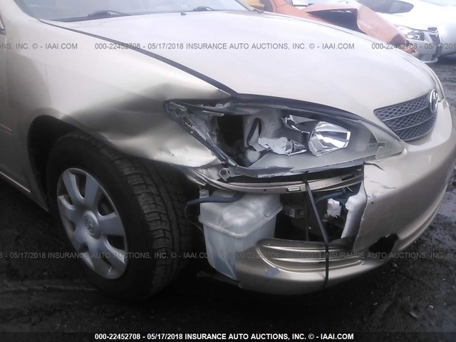 4T1BE32K52U072961 - 2002 TOYOTA CAMRY LE/XLE/SE 金色 照片 6