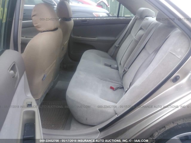 4T1BE32K52U072961 - 2002 TOYOTA CAMRY LE/XLE/SE 金色 照片 8