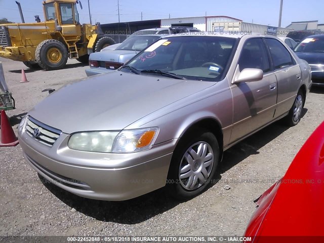 4T1BF22K31U966690 - 2001 TOYOTA CAMRY LE/XLE TAN photo 2