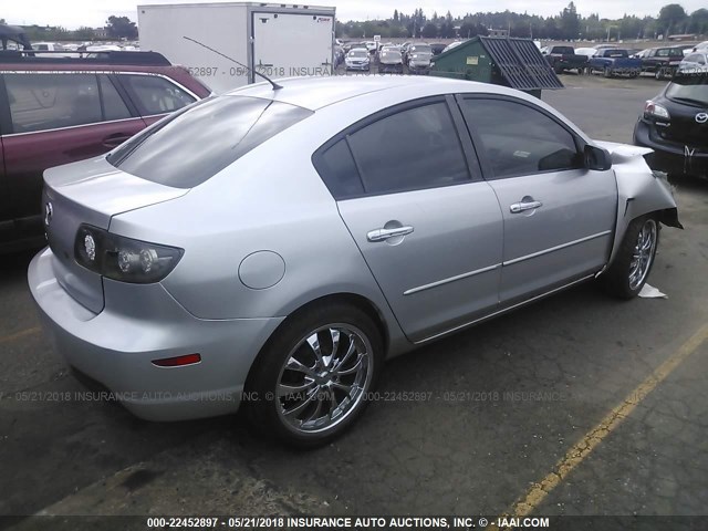 JM1BK12F081102057 - 2008 MAZDA 3 I SILVER photo 4