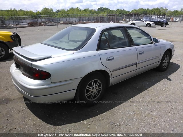 2G4WB52K731157495 - 2003 BUICK REGAL LS 银色 照片 4