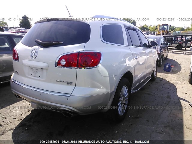 5GAKVBED0BJ112703 - 2011 BUICK ENCLAVE CXL WHITE photo 4