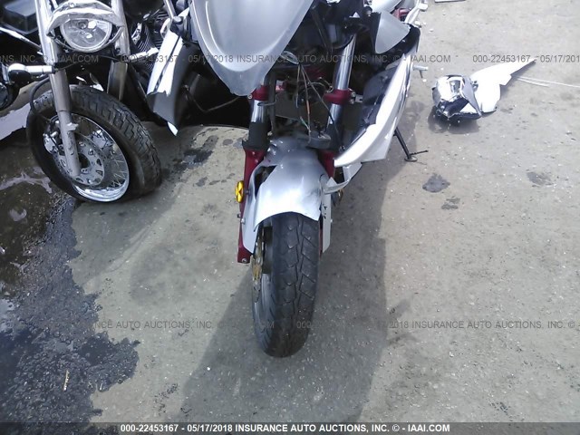 JKAEXEA126A011570 - 2006 KAWASAKI EX650 A6F SILVER photo 5