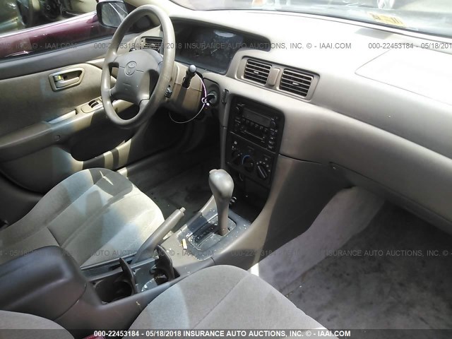 4T1BG22K51U109848 - 2001 TOYOTA CAMRY CE/LE/XLE 黑色 照片 5
