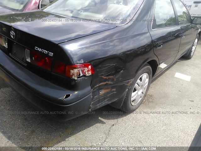 4T1BG22K51U109848 - 2001 TOYOTA CAMRY CE/LE/XLE 黑色 照片 6
