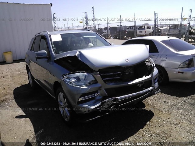 4JGDA5HB0CA003301 - 2012 MERCEDES-BENZ ML 350 4MATIC SILVER photo 1