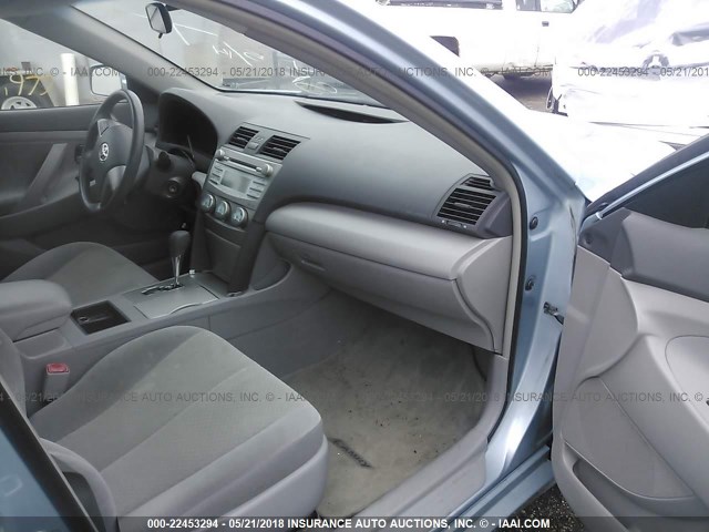 4T1BE46K37U670618 - 2007 TOYOTA CAMRY NEW GENERAT CE/LE/XLE/SE Light Blue photo 5