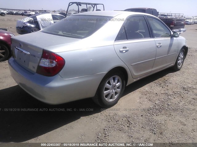 JTDBF30K330148514 - 2003 TOYOTA CAMRY LE/XLE SILVER photo 4