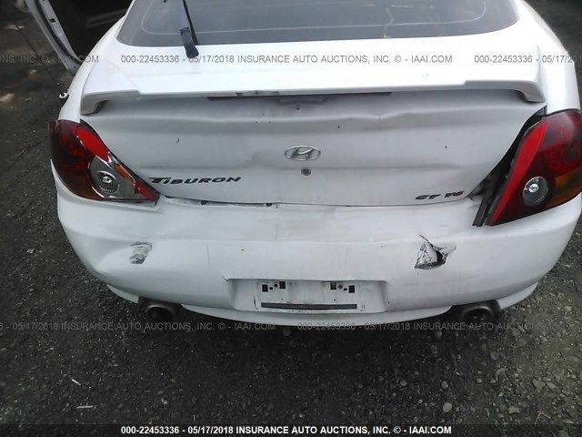 KMHHN65F03U053858 - 2003 HYUNDAI TIBURON GT WHITE photo 6