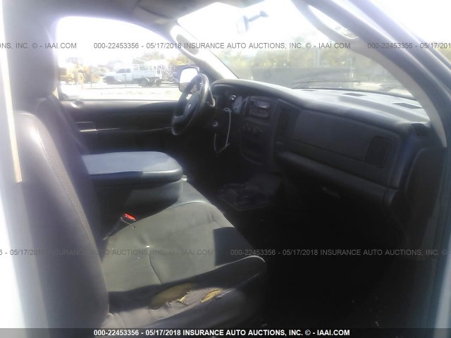 3D7KR26DX5G751491 - 2005 DODGE RAM 2500 ST/SLT 白色 照片 5