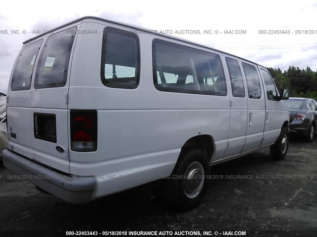 1FBSS31L9XHC14059 - 1999 FORD ECONOLINE E350 SUPER DUTY WAGON WHITE photo 4