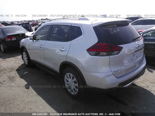 KNMAT2MT6HP578229 - 2017 NISSAN ROGUE S/SV SILVER photo 3