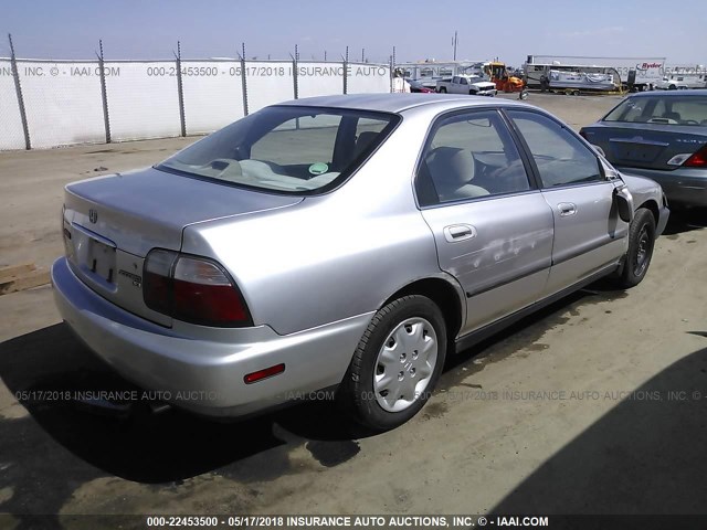 1HGCD5636TA296643 - 1996 HONDA ACCORD LX/EX GOLD photo 4