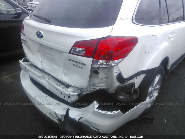 4S4BRBKC6D3232037 - 2013 SUBARU OUTBACK 2.5I LIMITED WHITE photo 6