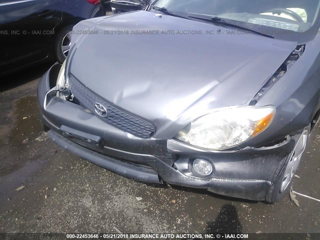 2T1KR32E76C578488 - 2006 TOYOTA COROLLA MATRIX XR GRAY photo 6