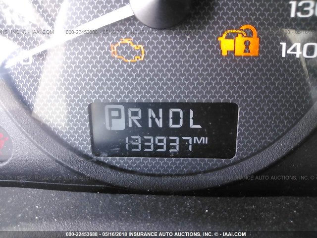 1G1ZT52895F314063 - 2005 CHEVROLET MALIBU LS WHITE photo 7