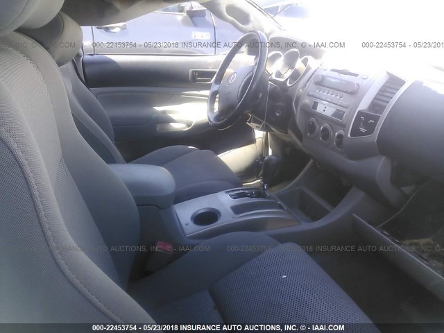 5TETU62N27Z354285 - 2007 TOYOTA TACOMA PRERUNNER ACCESS CAB WHITE photo 5