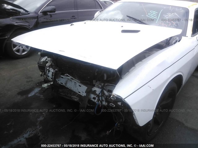 2C3CDYAG3EH285831 - 2014 DODGE CHALLENGER SXT WHITE photo 6