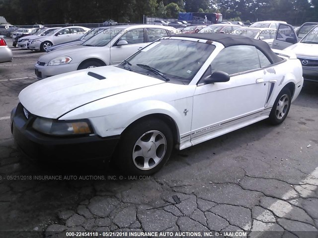 1FAFP4449YF295334 - 2000 FORD MUSTANG WHITE photo 2