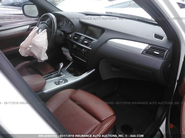 5UXWX9C5XD0A16120 - 2013 BMW X3 XDRIVE28I WHITE photo 5