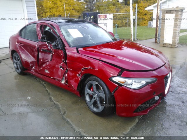 ZARFAEDN2H7550786 - 2017 ALFA ROMEO GIULIA Q4 红色 照片 1